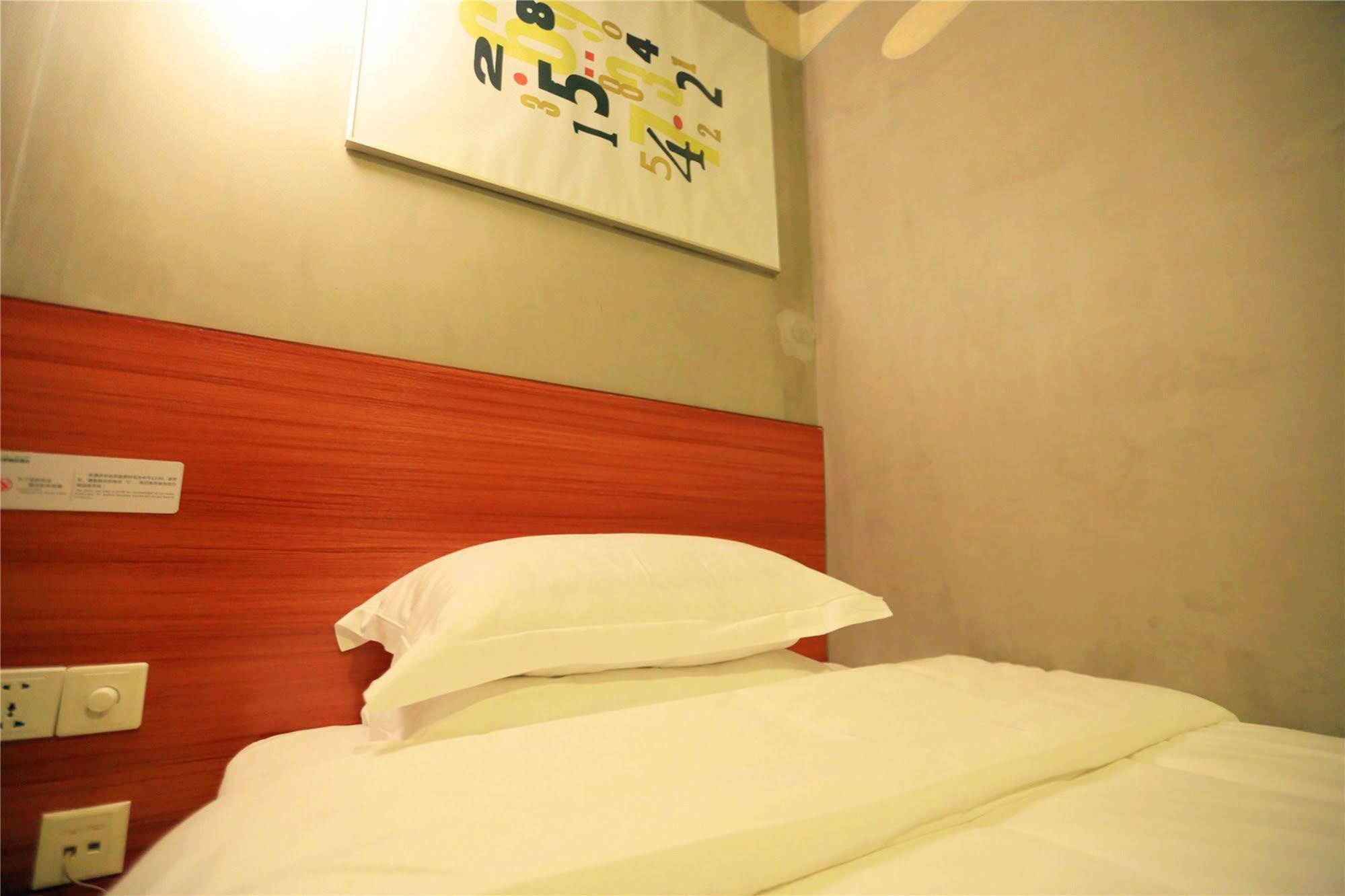 Shenzhen Dongmen Colour Hotel Eksteriør bilde